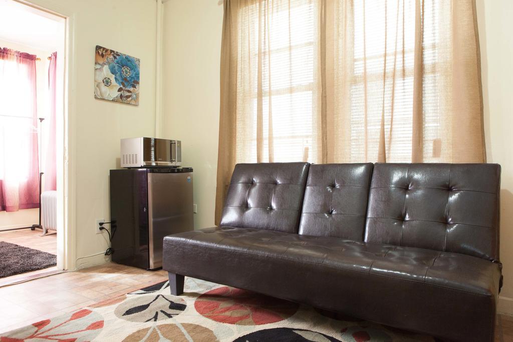 Studio, One And Two Bedroom Apartments - Bronx New York Exterior photo